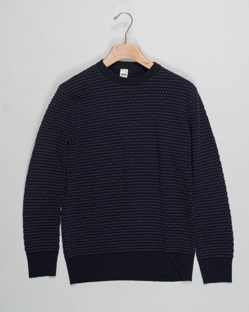 Model: Crew Neck
Article: TEC 2 BIC
Color: Navy
100% Merino Wool
Made in Florence, Italy G.R.P. Firenze Spot Knit Crew Neck / Navy