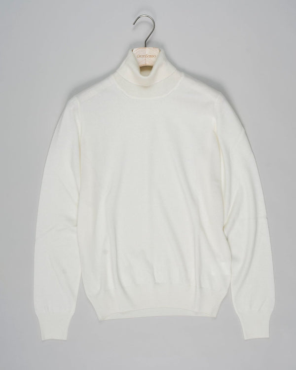 Article: 55157/12590

Color: 004 / Off White
Composition: 100% Cashmere
Made in Italy Gran Sasso Cashmere Roll Neck / Off White