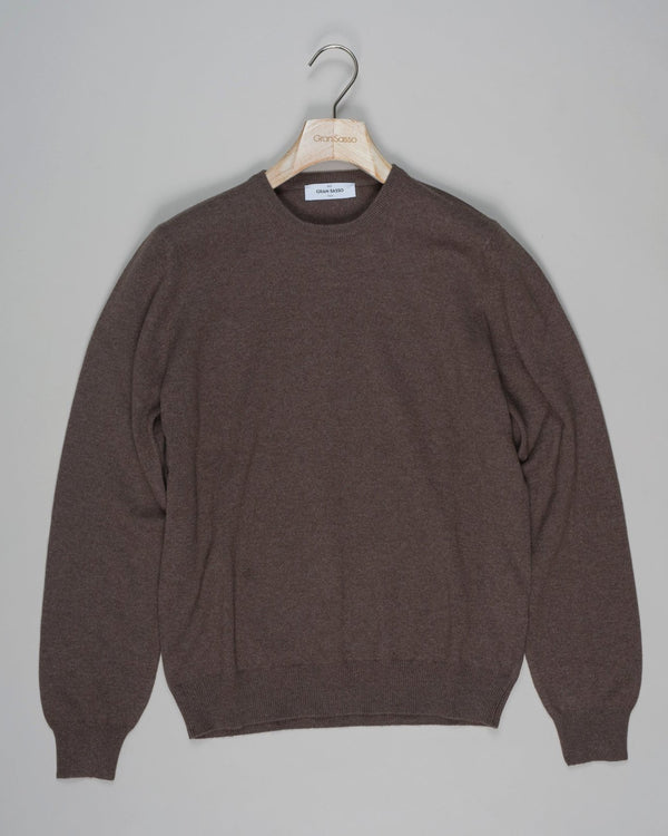 Article: 55159/19699
Color: 183 / Brown
Composition: 80% Virgin Wool 10% Cashmere 10% Viscose

Made in Italy Gran Sasso Wool &amp; Cashmere Crew Neck / Brown